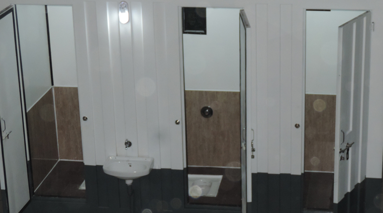 porta toilet